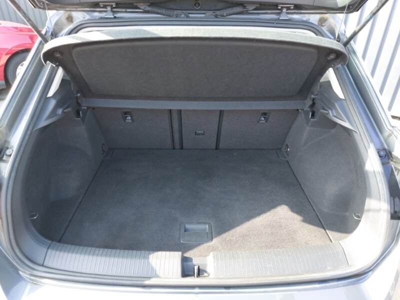 Used Volkswagen T-Roc 2018 for sale - 77761313: Photo 8