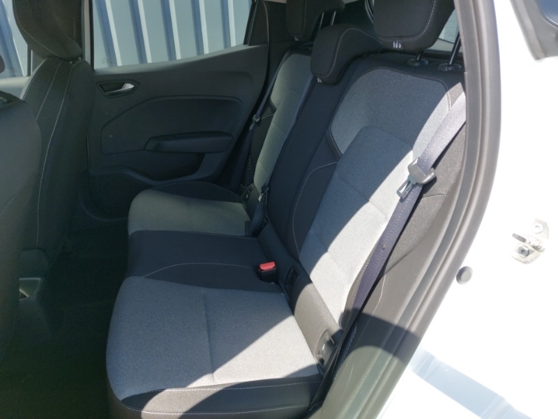 Used Renault Clio 2024 for sale - 76502226: Photo 6