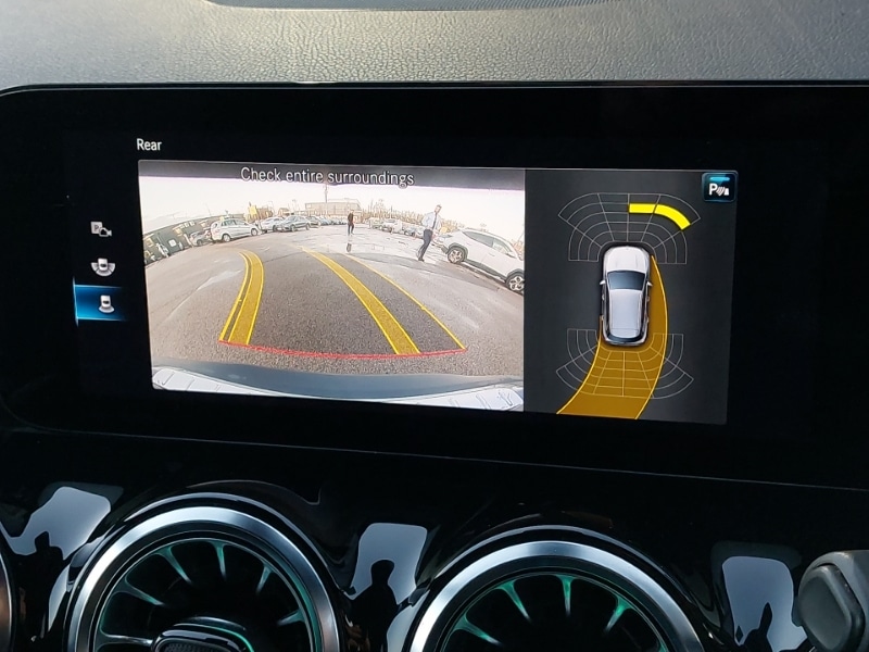 Used Mercedes-Benz EQA 2022 for sale - 76741761: Photo 11