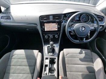 Used Volkswagen Golf 2018 for sale - 78522826: Photo