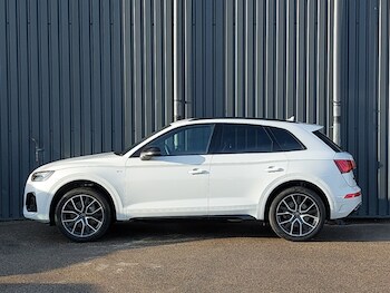 Used Audi Q5 2024 for sale - 77012467: Photo