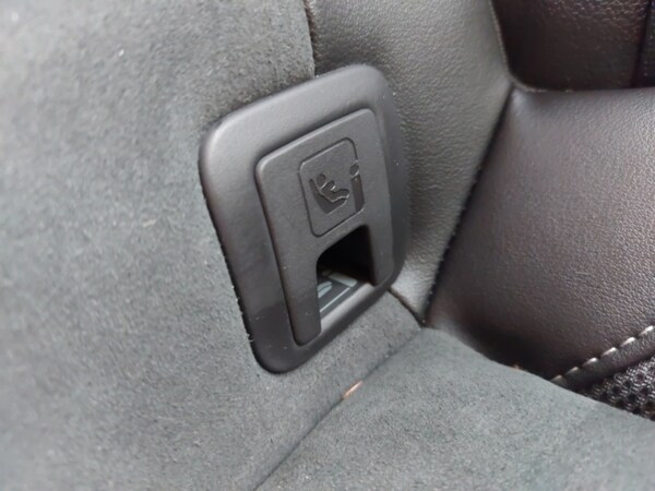 Used Volkswagen T-Roc 2023 for sale - 76183243: Photo 11