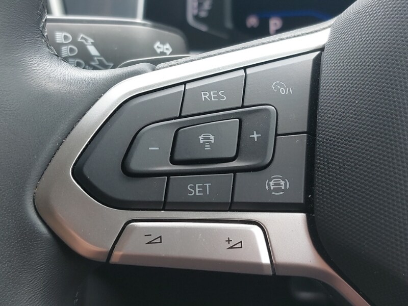 Used Volkswagen T-Roc 2023 for sale - 76183243: Photo 12