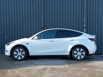 Used Tesla Model Y 2022 for sale - 77008643: Photo