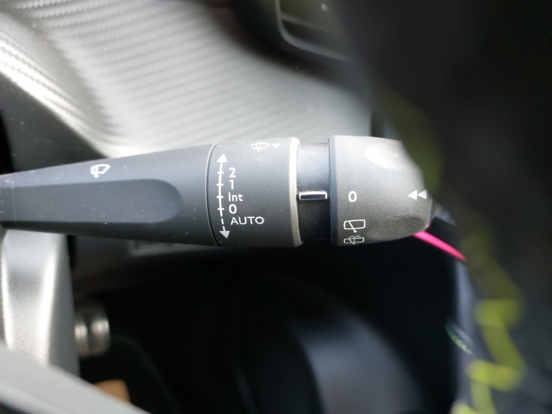 Used Peugeot 2008 2022 for sale - 77352812: Photo 15