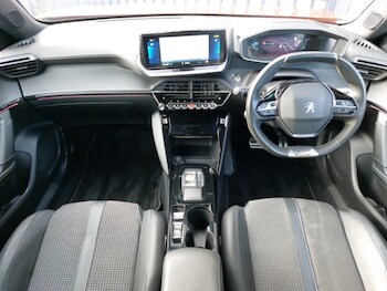 Used Peugeot 2008 2022 for sale - 77352812: Photo