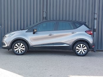 Used Renault Captur 2019 for sale - 79642158: Photo