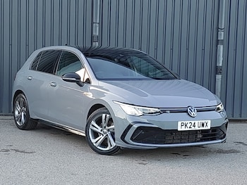 Used Volkswagen Golf 2024 for sale - 77273132: Photo