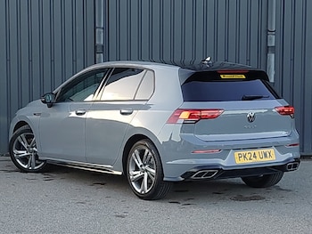 Used Volkswagen Golf 2024 for sale - 77273132: Photo