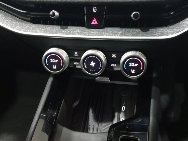 Used Skoda Superb 2024 for sale - 75326564: Photo 15