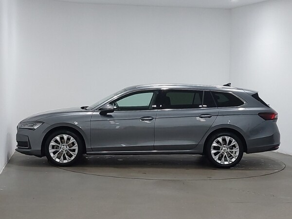 Used Skoda Superb 2024 for sale - 75326564: Photo 4