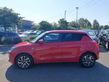 Used Suzuki Swift 2023 for sale - 79555468: Photo