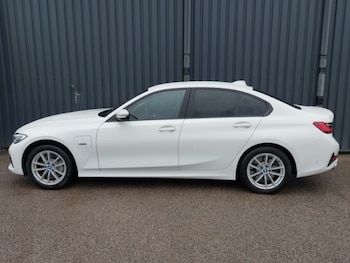 Used BMW 3 Series 2022 for sale - 76543864: Photo