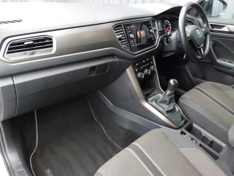 Used Volkswagen T-Roc 2018 for sale - 77908190: Photo 5