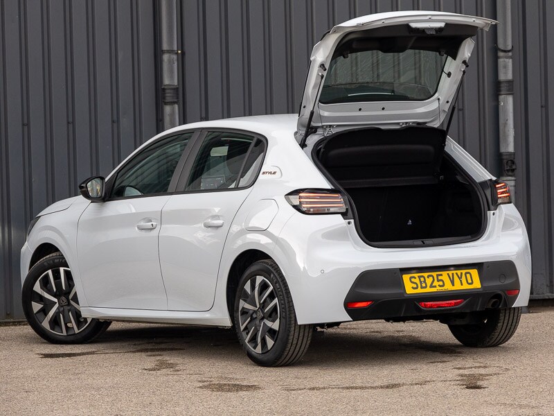 Used Peugeot 208 2025 for sale - 77678507: Photo 14