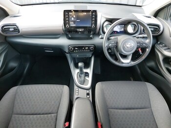 Used Toyota Yaris 2023 for sale - 78327431: Photo