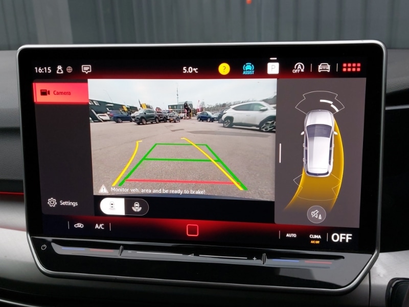 Used Volkswagen Golf 2024 for sale - 77078569: Photo 11