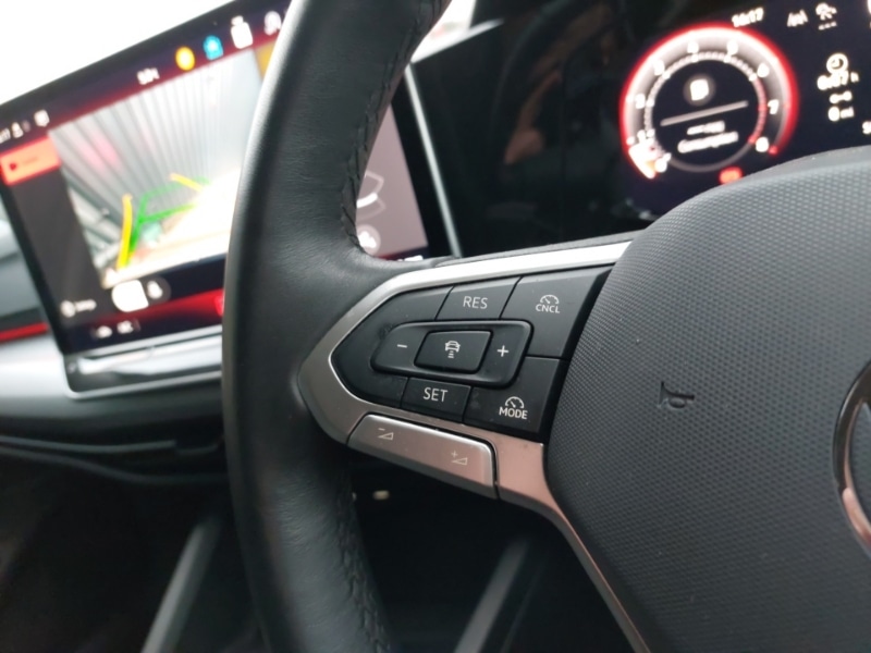 Used Volkswagen Golf 2024 for sale - 77078569: Photo 15