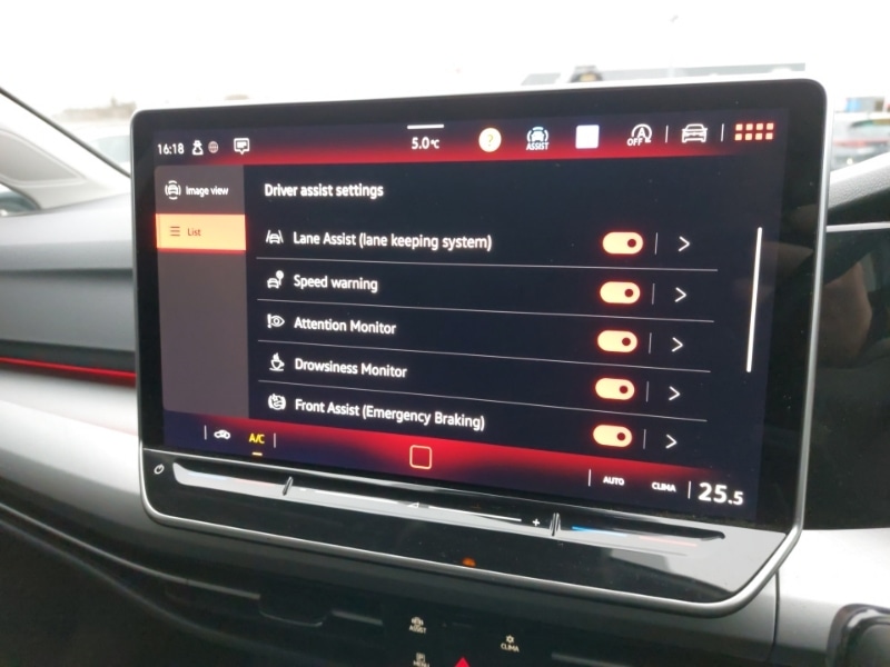 Used Volkswagen Golf 2024 for sale - 77078569: Photo 17