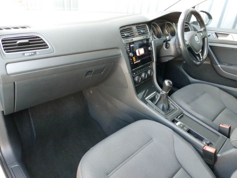 Used Volkswagen Golf 2019 for sale - 77922258: Photo 5