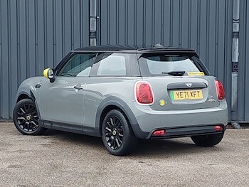 Used MINI Hatch 2021 for sale - 78546807: Photo