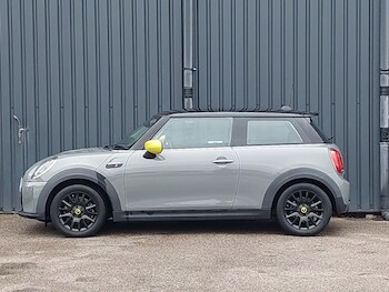 Used MINI Hatch 2021 for sale - 78546807: Photo