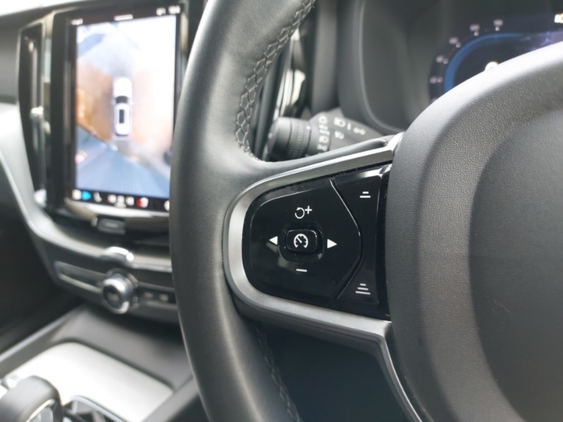 Used Volvo XC60 2023 for sale - 77024793: Photo 14