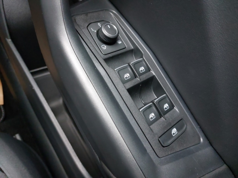 Used Volkswagen T-Roc 2025 for sale - 77251968: Photo 12