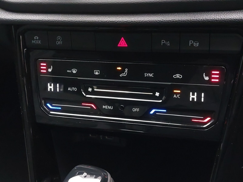 Used Volkswagen T-Roc 2025 for sale - 77251968: Photo 16