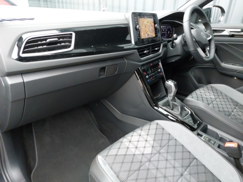 Used Volkswagen T-Roc 2025 for sale - 77251968: Photo 5