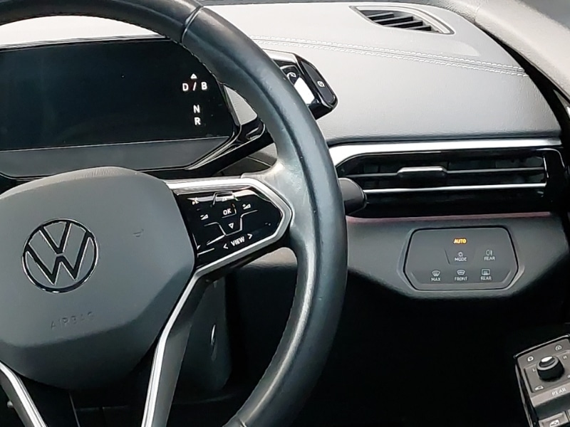Used Volkswagen ID.4 2023 for sale - 77656870: Photo 10