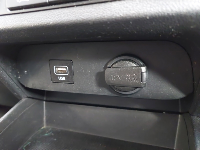 Used Hyundai i10 2023 for sale - 77448933: Photo 18