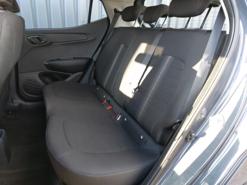 Used Hyundai i10 2023 for sale - 77448933: Photo 6