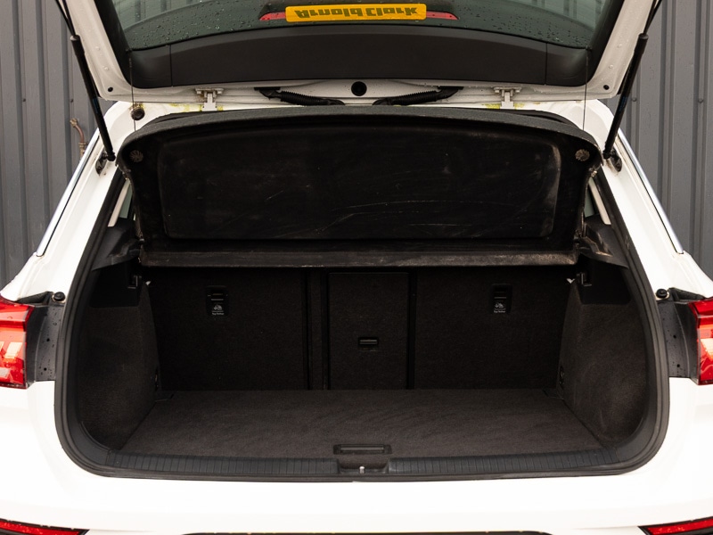 Used Volkswagen T-Roc 2019 for sale - 77889480: Photo 19