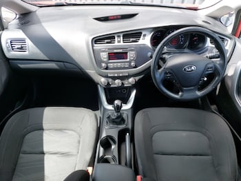 Used Kia Ceed 2015 for sale - 78567595: Photo
