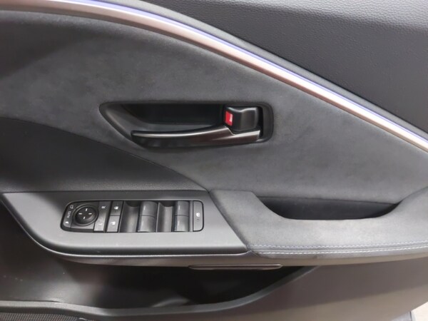 Used Toyota C-HR 2024 for sale - 75345554: Photo 19