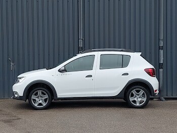 Used Dacia Sandero Stepway 2019 for sale - 78264059: Photo