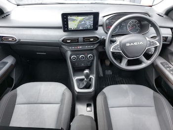 Used Dacia Sandero Stepway 2024 for sale - 79074390: Photo