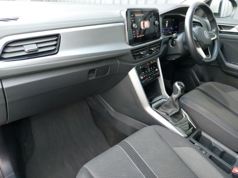 Used Volkswagen T-Roc 2022 for sale - 77837800: Photo 4