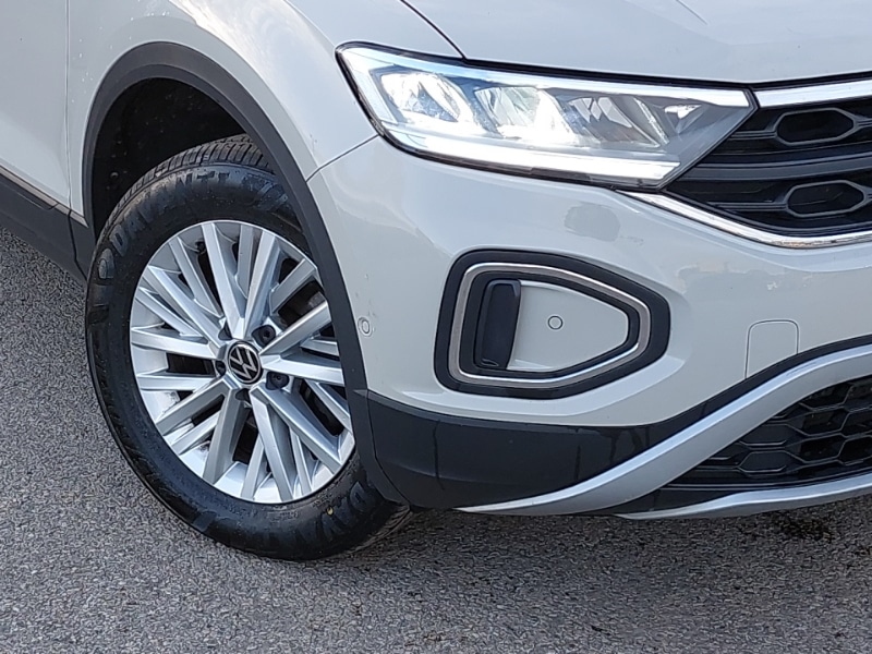 Used Volkswagen T-Roc 2022 for sale - 77837800: Photo 8