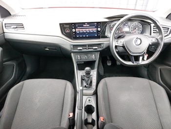 Used Volkswagen Polo 2018 for sale - 75669054: Photo