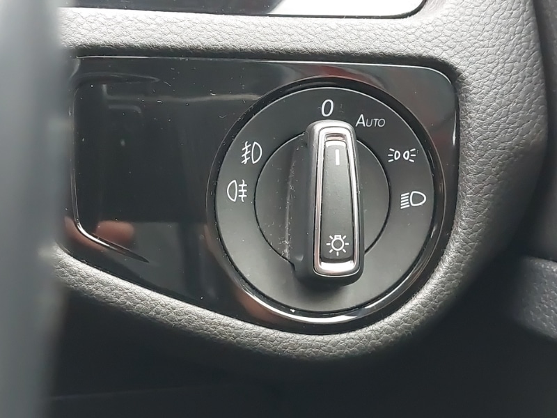 Used Volkswagen Golf 2019 for sale - 78125630: Photo 13