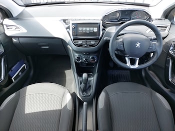 Used Peugeot 208 2016 for sale - 79263635: Photo