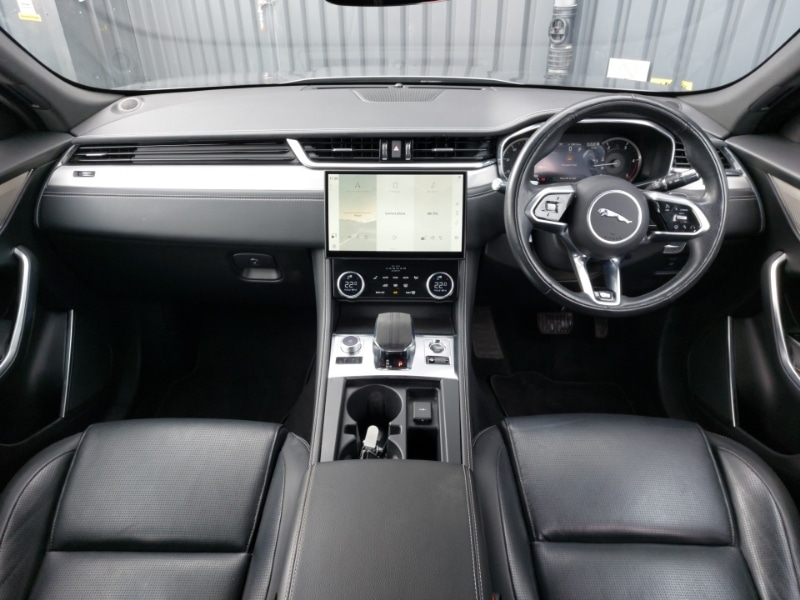 Used Jaguar F-Pace 2021 for sale - 77689803: Photo 2