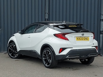 Used Toyota C-HR 2023 for sale - 78876936: Photo