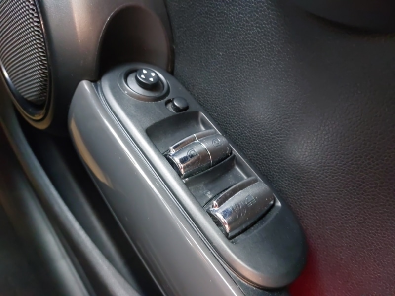 Used MINI Convertible 2020 for sale - 77767350: Photo 12