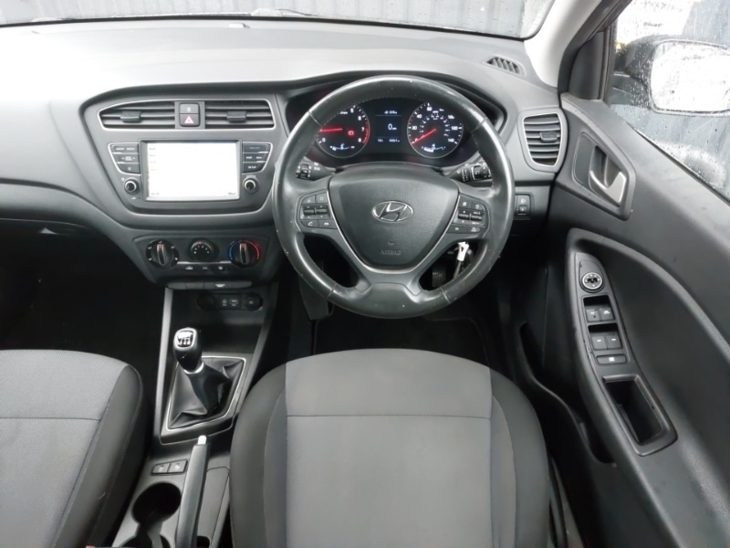 Used Hyundai i20 2020 for sale - 76540487: Photo 7
