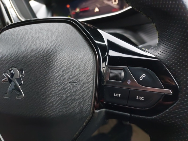 Used Peugeot 2008 2021 for sale - 76548854: Photo 13