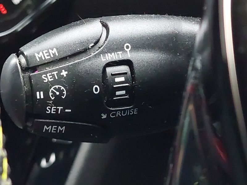 Used Peugeot 2008 2021 for sale - 76548854: Photo 16