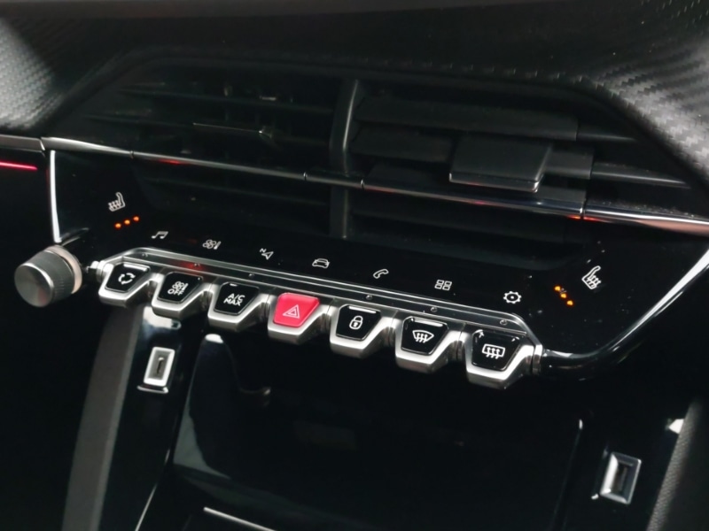 Used Peugeot 2008 2021 for sale - 76548854: Photo 18